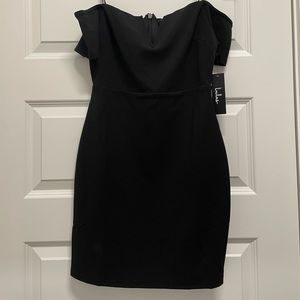 NWT Lulus Black Mini/Cap Sleeve